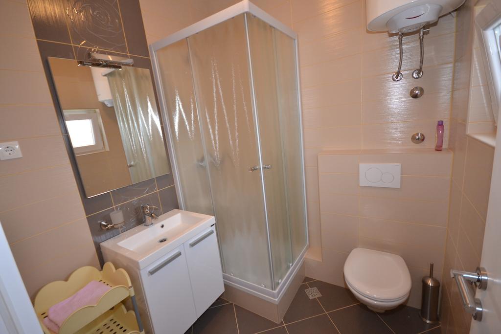 Apartment Smokrovic Starigrad Paklenica Rom bilde