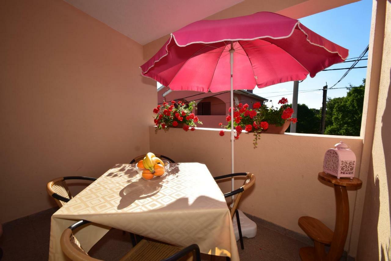 Apartment Smokrovic Starigrad Paklenica Eksteriør bilde